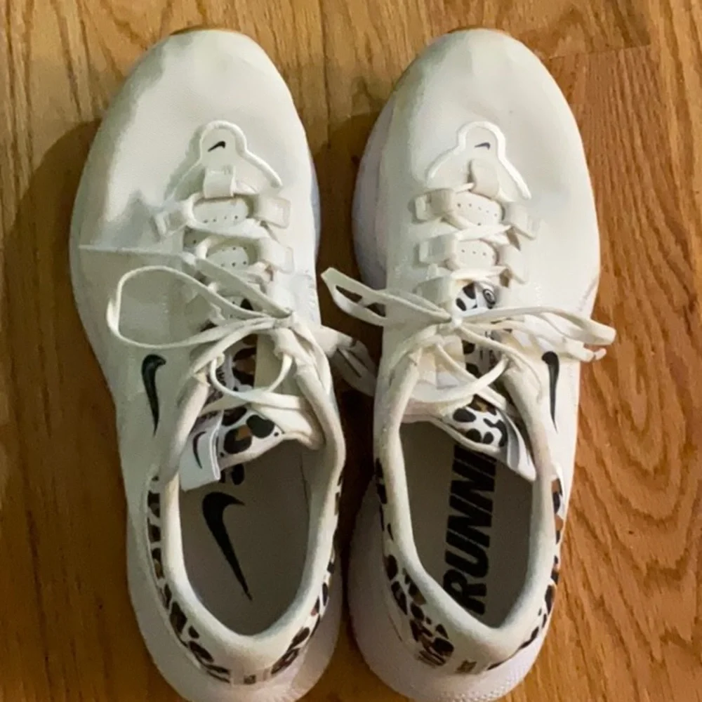 Nike White Sneakers with Leopard Accents - Picture 3 of 8